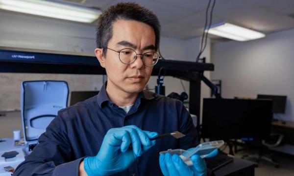 داغی موبایل,پایان داغ شدن موبایل با یک باتری جدید