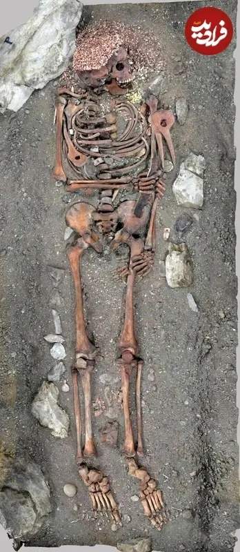 شاهزادۀ 28 هزارساله که با تاج صدف در غار,کشف شاهزادۀ 28 هزارساله با تاج صدف در غار