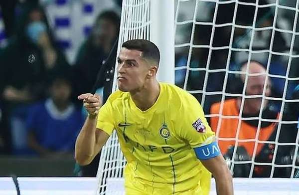 رونالدو,شوک ٢.۴ میلیارد دلاری رونالدو به عربستان