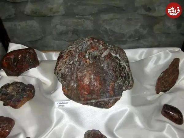 سنگ,سنگ سه‌کیلویی پشتِ در