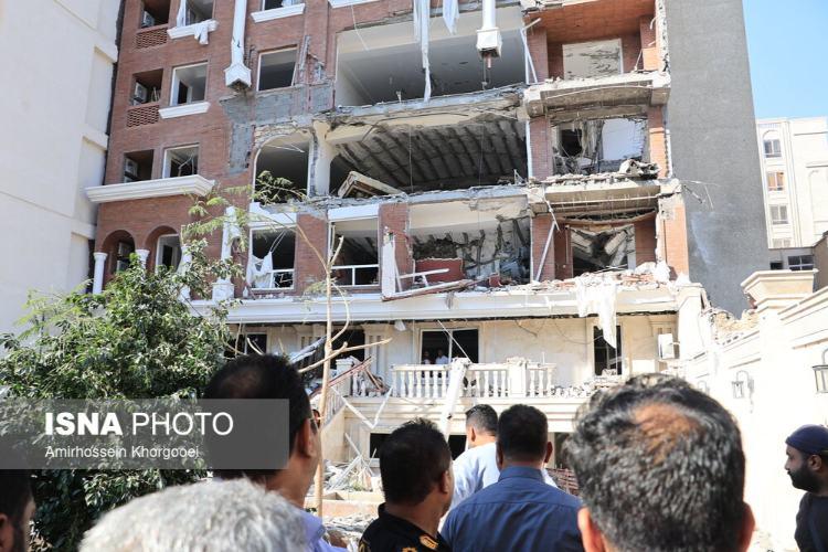 تصاویر انفجار مجتمع مسکونی در بندرعباس ,عکس های انفجار مجتمع مسکونی در بندرعباس در بهمن 1404,تصاویری از انفجار مجتمع مسکونی در بندرعباس در 11 بهمن ماه