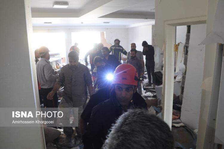 تصاویر انفجار مجتمع مسکونی در بندرعباس ,عکس های انفجار مجتمع مسکونی در بندرعباس در بهمن 1404,تصاویری از انفجار مجتمع مسکونی در بندرعباس در 11 بهمن ماه