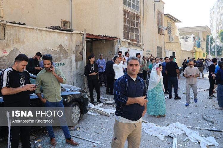 تصاویر انفجار مجتمع مسکونی در بندرعباس ,عکس های انفجار مجتمع مسکونی در بندرعباس در بهمن 1404,تصاویری از انفجار مجتمع مسکونی در بندرعباس در 11 بهمن ماه