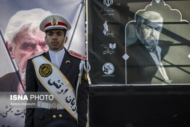 تصاویر مراسم تشییع پیکر عنایت بخشی,عکس های تشییع جنازه عنایت بخشی,تصاویری از تشییع پیکر عنایت بخشی در 28 بهمن 1404