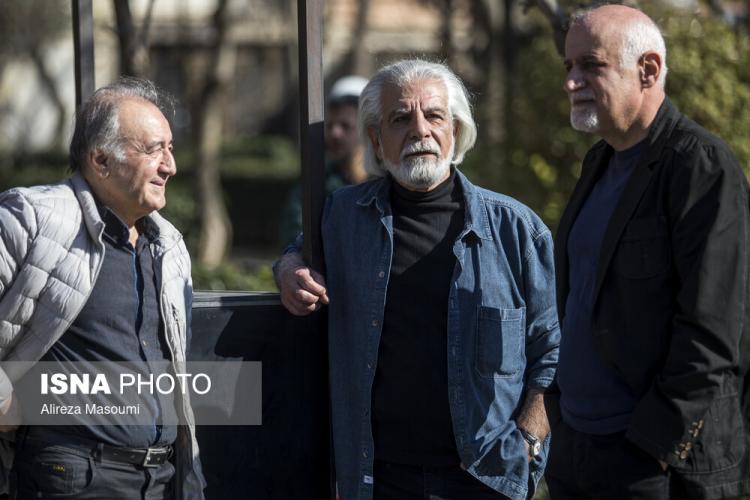 تصاویر مراسم تشییع پیکر عنایت بخشی,عکس های تشییع جنازه عنایت بخشی,تصاویری از تشییع پیکر عنایت بخشی در 28 بهمن 1404