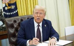 ترامپ: پروندههای مربوط به فرازمینیها منتشر شود | ۵۰ میلیون بشکه از نفت ونزوئلا را گرفتیم دونالد ترامپ,رئیس جمهور آمریکا