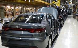 یک کارشناس: ۴۰ سال با شعار حمایت از تولید خودروی داخلی در حق مردم اجحاف کردیم | خودروهای ایرانی در حد خودروهای رده چندم چینی هم نیستند بازار خودرو,انتقادات از خودروسازان ایرانی