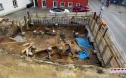 معبد,کشف معبد 2 هزارسالۀ میترا