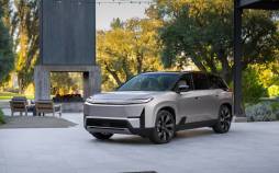 تویوتا هایلندر ۲۰۲۷,معرفی تویوتا هایلندر ۲۰۲۷