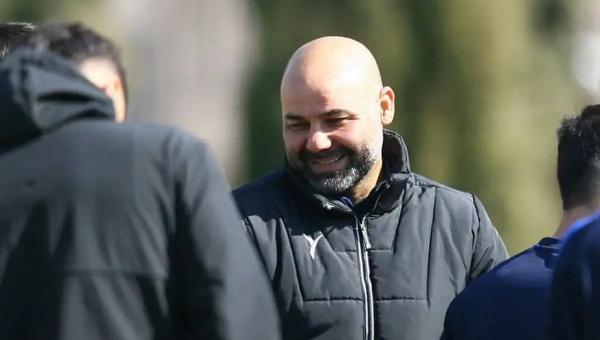 سهراب بختیاری زاده,سرمربی استقلال