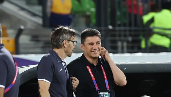 آنتونیو مانیکونه,جدایی ناگهانی دستیار ایتالیایی قلعه‌نویی