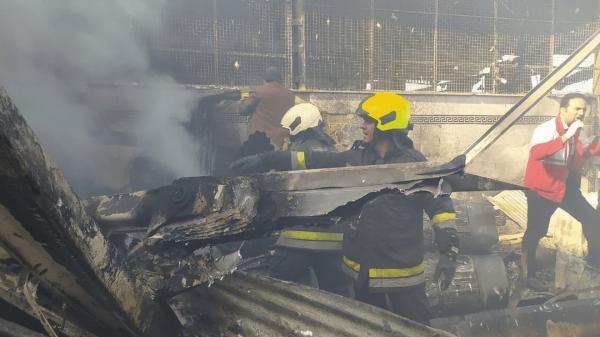 سقوط بالگرد ارتش سقوط بالگرد ارتش,سقوط یک فروند بالگرد در میدان میوه و ترهبار درچه اصفهان