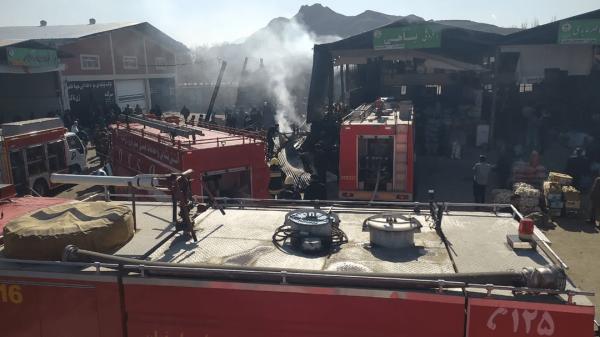 سقوط بالگرد ارتش سقوط بالگرد ارتش,سقوط یک فروند بالگرد در میدان میوه و ترهبار درچه اصفهان