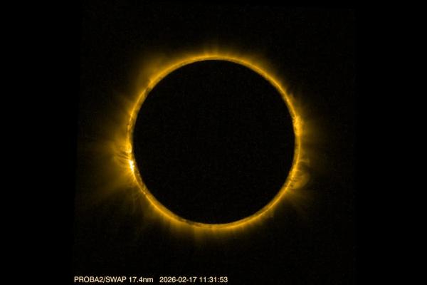 شکار حلقه آتش از فضا,خورشیدگرفتگی