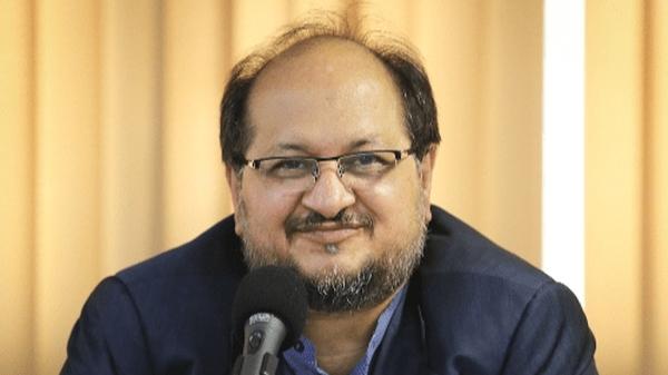 محمد شریعتمداری محمد شریعتمداری,سود هلیدنگ خلیج فارس