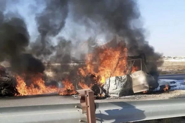 حوادث عراق,تصادف مرگبار و آتش‌سوزی گرفتن چند خودرو در جاده صقلاویه عراق