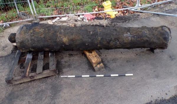 توپ جنگی,توپ جنگی 300 ساله