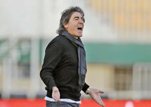 ساپینتو ساپینتو,سرمربی سابق استقلال