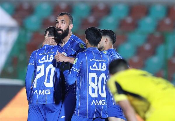 لیگ برتر فوتبال,دیدار استقلال و فجرسپاسی