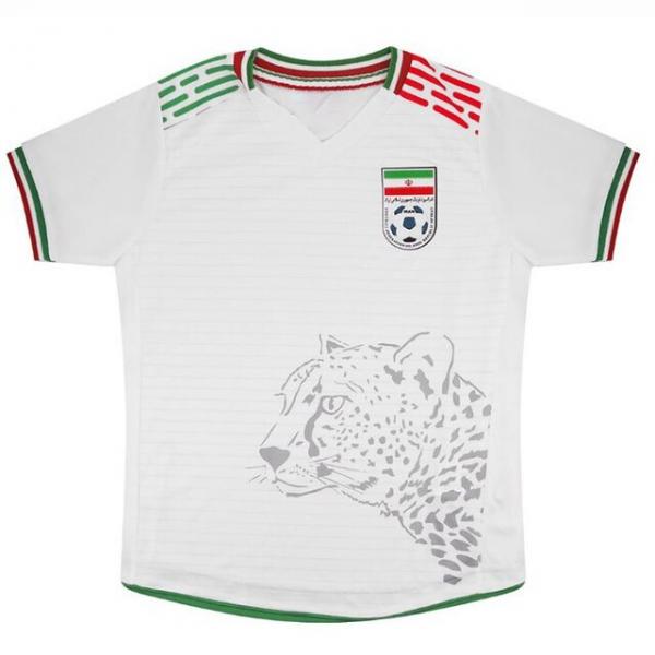 تیم ملی فوتبال ایران تیم ملی فوتبال ایران,رونمایی از پیراهن تیم ملی ایران برای جام جهانی ۲۰۲۶