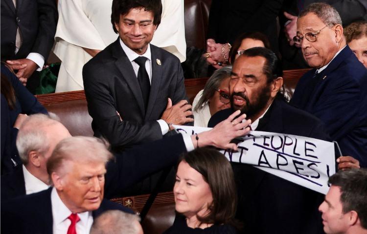 تصاویر سخنرانی سالانه ترامپ در کنگره آمریکا,عکس های سخنرانی سالانه ترامپ در کنگره آمریکا سال 2026,تصاویری از سخنرانی ترامپ در کنگره آمریکا