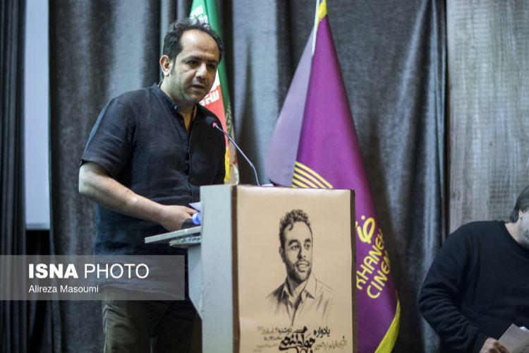 تصاویر مراسم یادبود جواد گنجی,عکس های مراسم یادبود جواد گنجی در 5 اسفند 1404,تصاویر شهاب حسینی در مراسم یادبود جواد گنجی