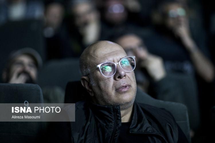 تصاویر مراسم یادبود جواد گنجی,عکس های مراسم یادبود جواد گنجی در 5 اسفند 1404,تصاویر شهاب حسینی در مراسم یادبود جواد گنجی