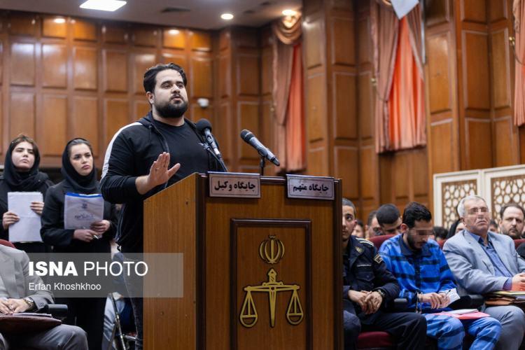 تصاویر اولین جلسه دادگاه رسیدگی به اتهامات پرونده کوروش کمپانی تصاویر اولین جلسه دادگاه رسیدگی به اتهامات پرونده کوروش کمپانی,عکس های دادگاه رسیدگی به اتهامات پرونده کوروش کمپانی,تصاویری از دادگاه کوروش کمپانی 3 اسفند 1404