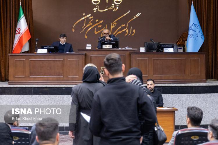 تصاویر اولین جلسه دادگاه رسیدگی به اتهامات پرونده کوروش کمپانی تصاویر اولین جلسه دادگاه رسیدگی به اتهامات پرونده کوروش کمپانی,عکس های دادگاه رسیدگی به اتهامات پرونده کوروش کمپانی,تصاویری از دادگاه کوروش کمپانی 3 اسفند 1404