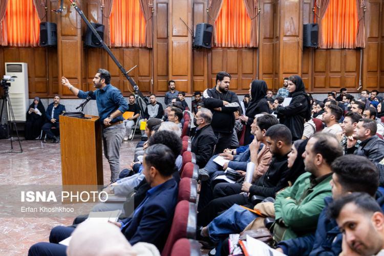 تصاویر اولین جلسه دادگاه رسیدگی به اتهامات پرونده کوروش کمپانی تصاویر اولین جلسه دادگاه رسیدگی به اتهامات پرونده کوروش کمپانی,عکس های دادگاه رسیدگی به اتهامات پرونده کوروش کمپانی,تصاویری از دادگاه کوروش کمپانی 3 اسفند 1404