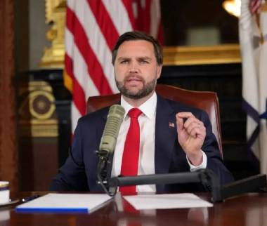 جی دی ونس,معاون ترامپ