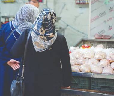 مرغ تاریخ گذشته در بازار,بازی با جان مردم