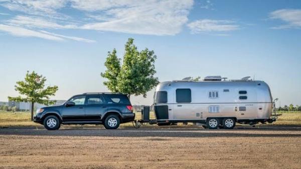 ایلان ماسک ثروتمندترین فرد جهان ایلان ماسک ثروتمندترین فرد جهان, تریلر Airstream