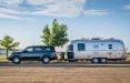 ثروتمندترین فرد جهان شبها در یک تریلر میخوابد ایلان ماسک ثروتمندترین فرد جهان, تریلر Airstream