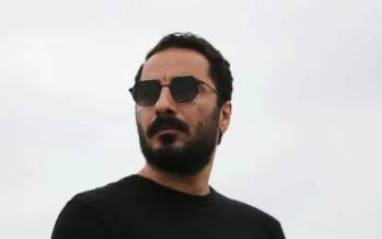نوید محمدزاده,اخراج نوید محمدزاده از تئاتر «آرش»
