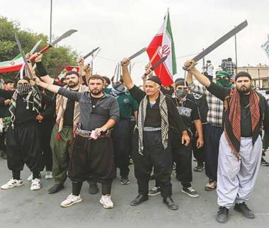 راهپیمایی در اصفهان, حاشیه‌های «رزمایش جانفدایان اصفهان»