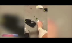 نابود شدن کفش و پای کارواخال مقابل انگلیس