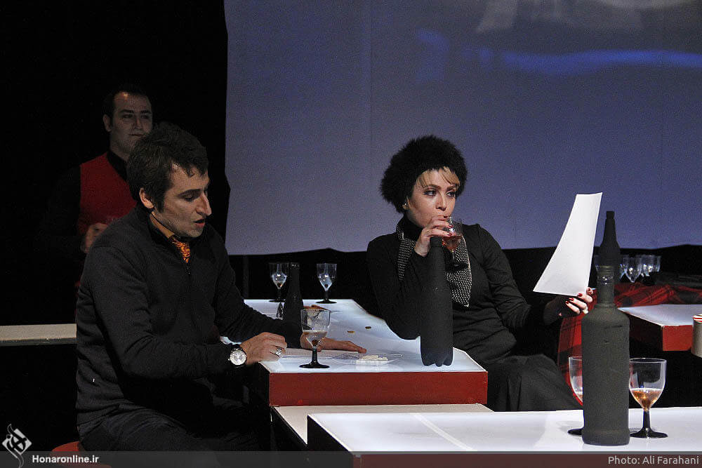 عکس های نمایش سه روایت از زندگی در تماشاخانه کنش معاصر,تصاویر نمایش سه روایت از زندگی در تماشاخانه کنش معاصر,نمایش سه روایت از زندگی در تماشاخانه کنش معاصر