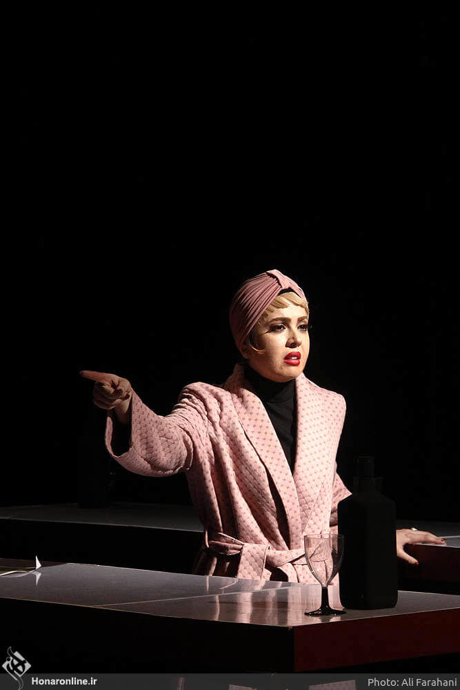 عکس های نمایش سه روایت از زندگی در تماشاخانه کنش معاصر,تصاویر نمایش سه روایت از زندگی در تماشاخانه کنش معاصر,نمایش سه روایت از زندگی در تماشاخانه کنش معاصر