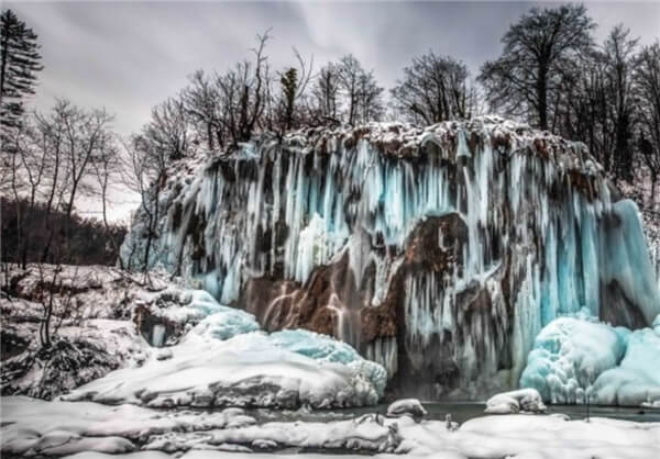 اخبار جالب,خبرهای جالب,خواندنی ها و دیدنی ها,آبشار منجمد پارک ملی کرواسی