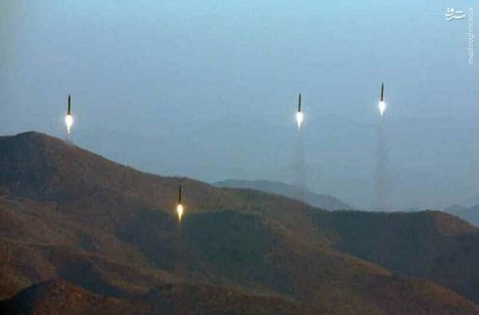 تصاویر آزمايش جديد موشکی كره‌شمالي,عکس شلیک موشك بالستيك کره‌شمالی به ژاپن,عکس های موشک بالستیک کره شمالی