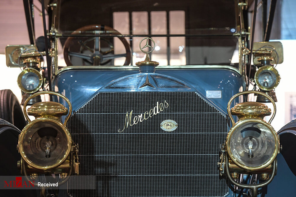 تصاویر نمایشگاه خودروهای کلاسیک در مسکو,عکس های نمایشگاه خودروهای کلاسیک,عکس نمایشگاه خودرو در مسکو