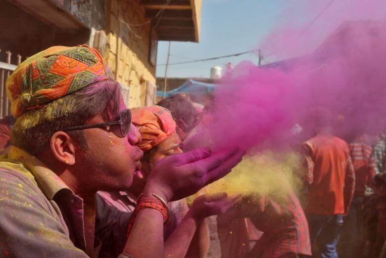 تصاویر جشن هولی, تصویر اعیاد رسمی مردم هندوستان, عکس جشنواره رنگ‌های هندی