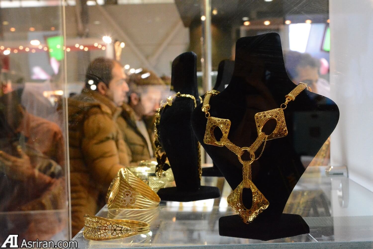 تصاویر نمایشگاه طلا و جواهر تهران, تصویر نهمین نمایشگاه بین المللی طلا, عکس نمایشگاه ساعت