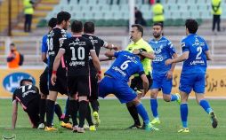 عکس های دیدار تیم های فوتبال تراکتور سازی تبریز و استقلال تهران,تصاویر دیدار تیم های فوتبال تراکتور سازی تبریز و استقلال تهران در تبریز,دیدار تیم های فوتبال تراکتور سازی تبریز و استقلال تهران