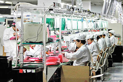 اخبار دیجیتال,خبرهای دیجیتال,موبایل و تبلت,گزارش مخفیانه از کارخانه آی فون