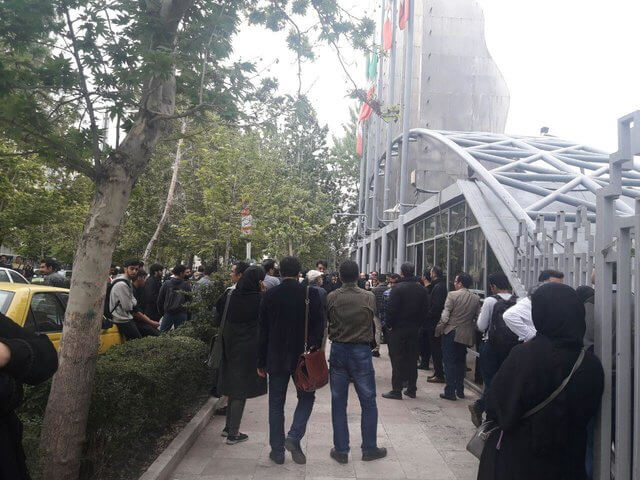 تشییع عارف لرستانی،اخبار بازیگران،خبرهای هنرمندان،اخبار هنرمندان اخبار هنرمندان,خبرهای هنرمندان,اخبار بازیگران,تشییع عارف لرستانی