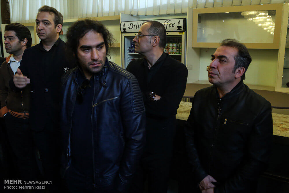 تصاویرتشییع جنازه عارف لرستانی,تصویر تشیی پیکر عارف لرستانی,عکسهای وداع با عارف لرستانی