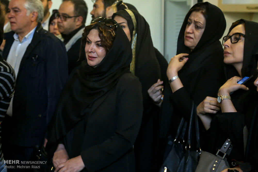 تصاویرتشییع جنازه عارف لرستانی,تصویر تشیی پیکر عارف لرستانی,عکسهای وداع با عارف لرستانی