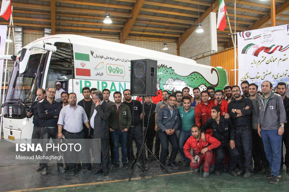 عکس های مراسم رونمایی از اتوبوس اختصاصی تیم ملی فوتبال عکس های مراسم رونمایی از اتوبوس اختصاصی تیم ملی فوتبال,تصاویر مراسم رونمایی از اتوبوس اختصاصی تیم ملی فوتبال در سمنان,مراسم رونمایی از اتوبوس اختصاصی تیم ملی فوتبال